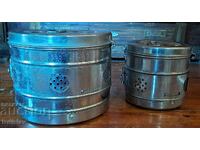 Recipient medical metalic de la Sotsa.