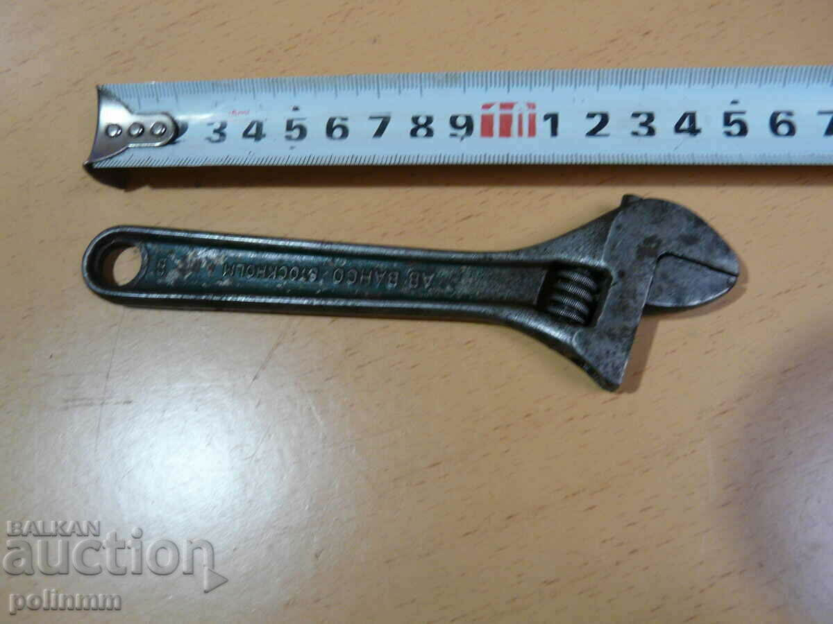 Παλιό ανοιχτό κλειδί BAHCO - Μικρό μέγεθος με τιμή 26.00 BGN | € 13.29 Παλιό ανοιχτό κλειδί BAHCO - Μικρό μέγεθος με τιμή 26.00 BGN | € 13.29