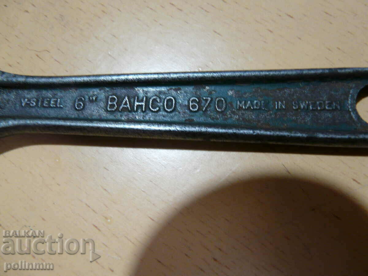 Παράδοση Παλιό ανοιχτό κλειδί BAHCO - Μικρό μέγεθος Παράδοση Παλιό ανοιχτό κλειδί BAHCO - Μικρό μέγεθος