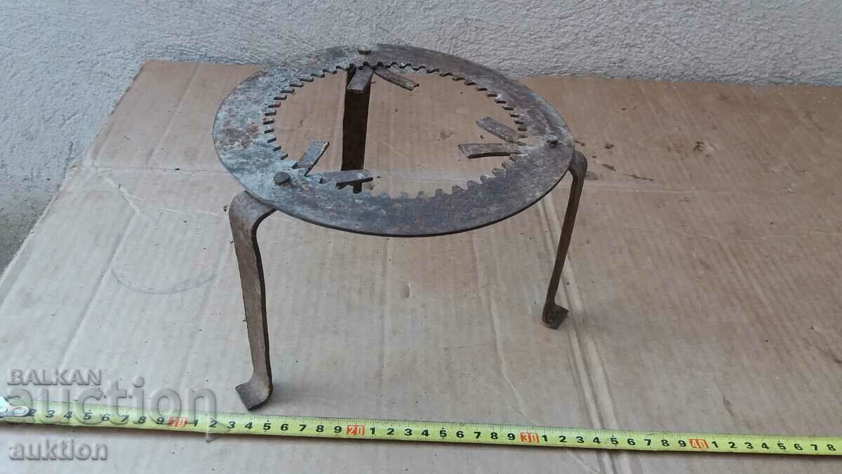 Auction FORGED RENAISSANCE FIREWORK, SAGER Auction FORGED RENAISSANCE FIREWORK, SAGER