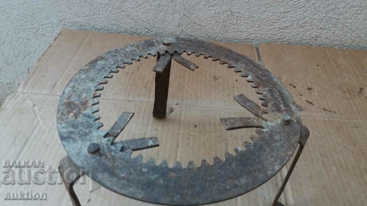 Delivery of FORGED RENAISSANCE FIREWORK, SAGER Delivery of FORGED RENAISSANCE FIREWORK, SAGER