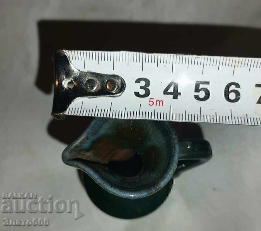 Cană mică de ceramică cu preț € 3.50 | 6.85 BGN Cană mică de ceramică cu preț € 3.50 | 6.85 BGN