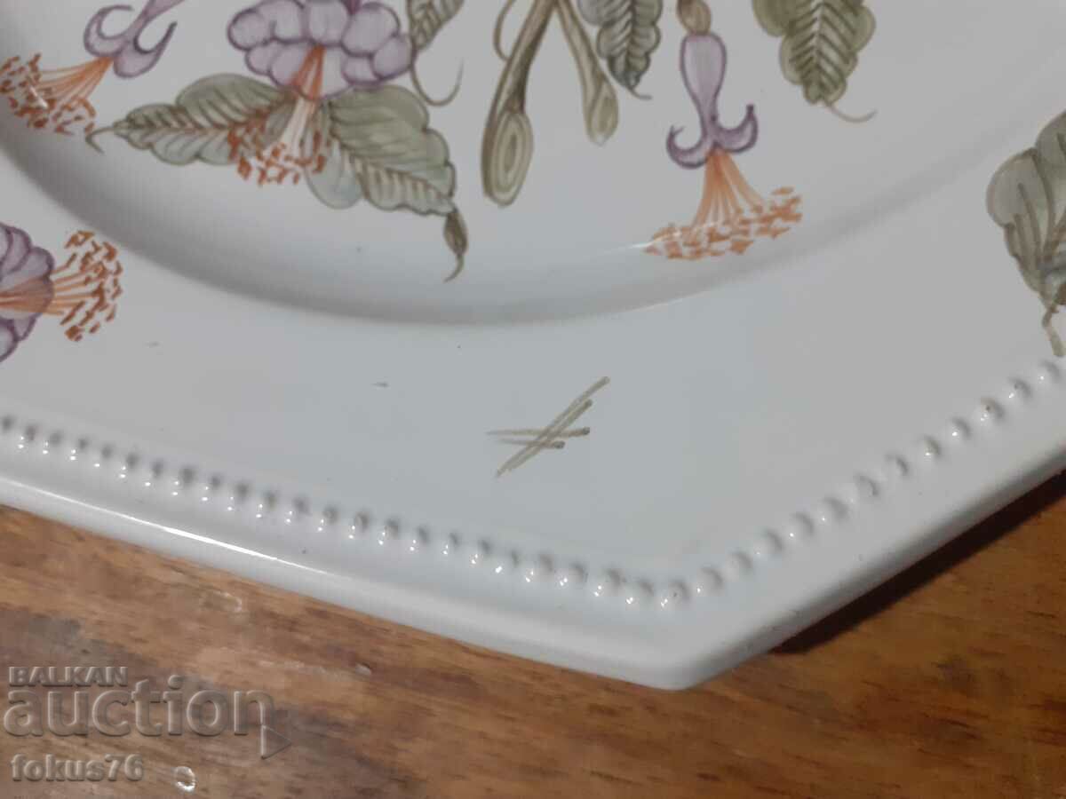 Delivery of Collector's Plate Plate Porcelain Signature Marking Delivery of Collector's Plate Plate Porcelain Signature Marking