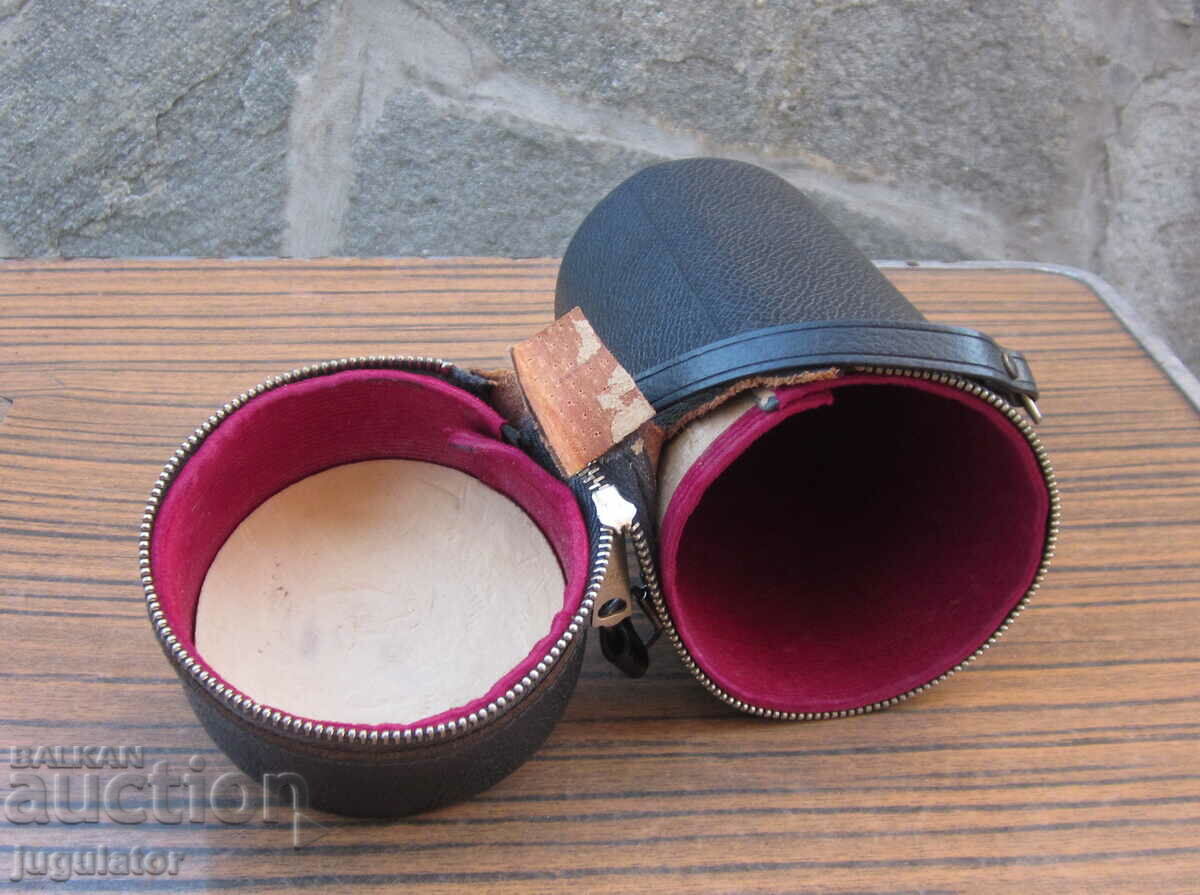 Delivery of leather case case for soligor lens Delivery of leather case case for soligor lens