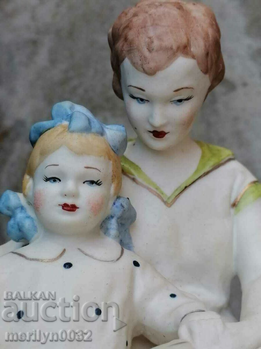 Porcelain figure 22 cm plastic statuette porcelain USSR with price 269.00 BGN | € 137.54 Porcelain figure 22 cm plastic statuette porcelain USSR with price 269.00 BGN | € 137.54