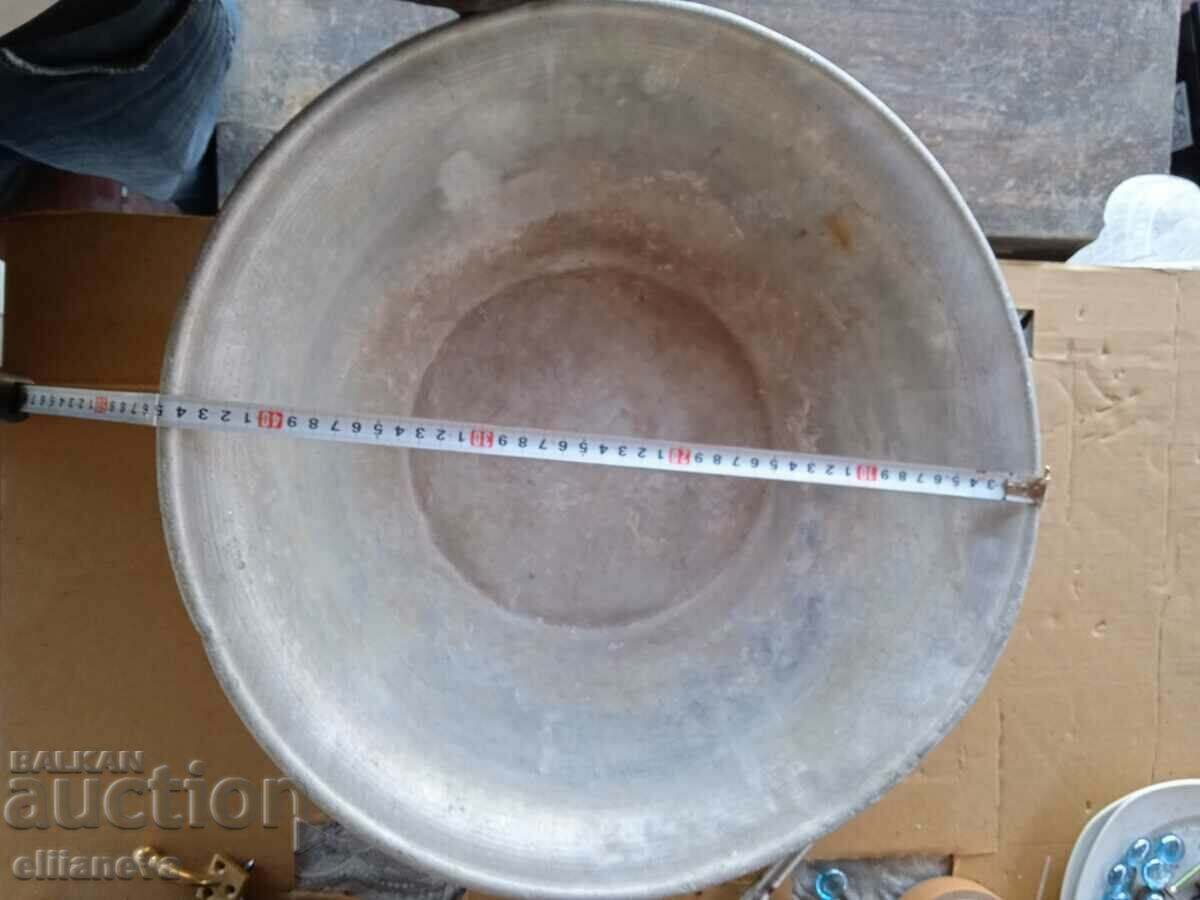 antique copper basin with price 48.00 BGN | € 24.54