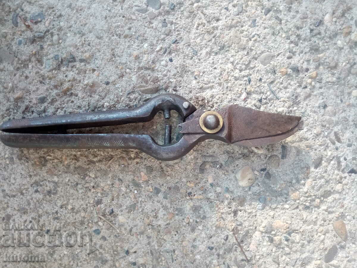 Аукцион Стара лозарска ножица Аукцион Стара лозарска ножица