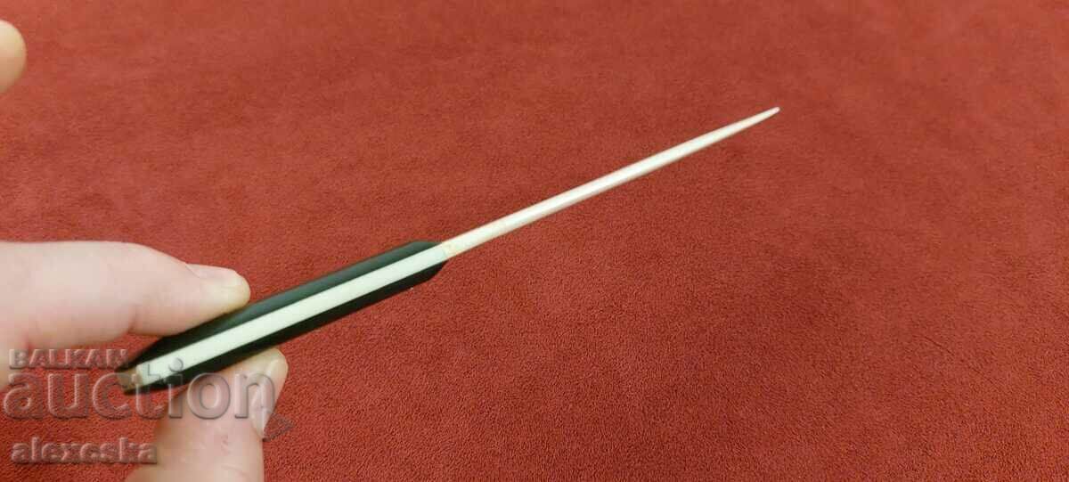 Cuțit cu scrisoare Soc cu preț 13.00 BGN | € 6.65