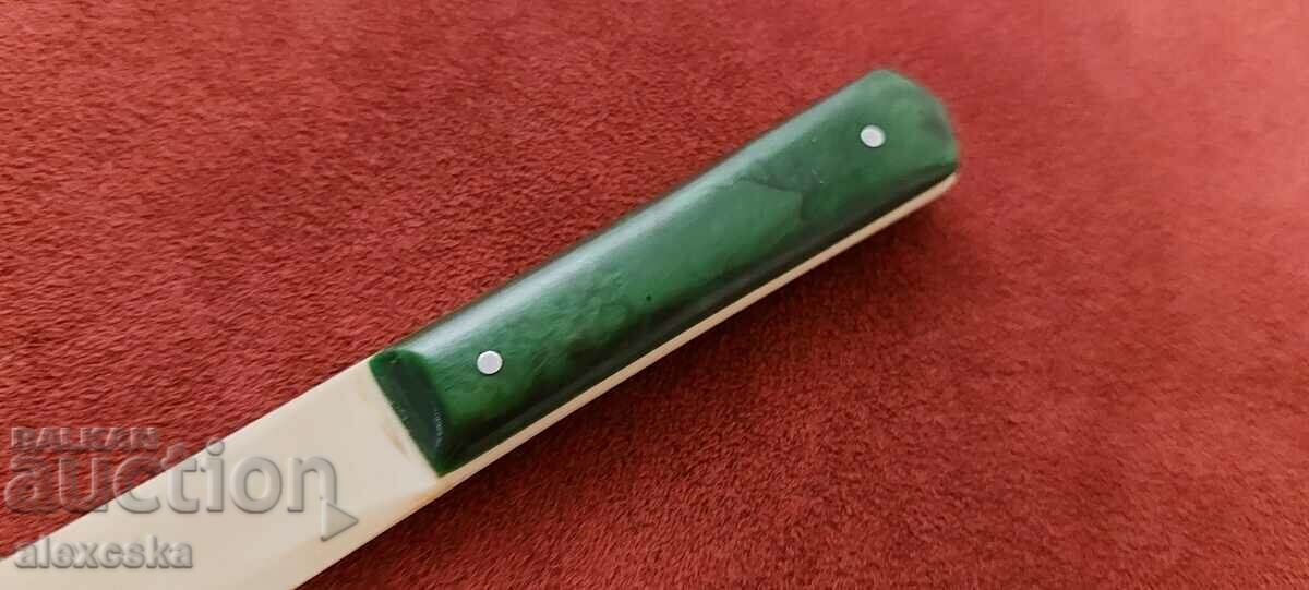 Livrarea Cuțit cu scrisoare Soc