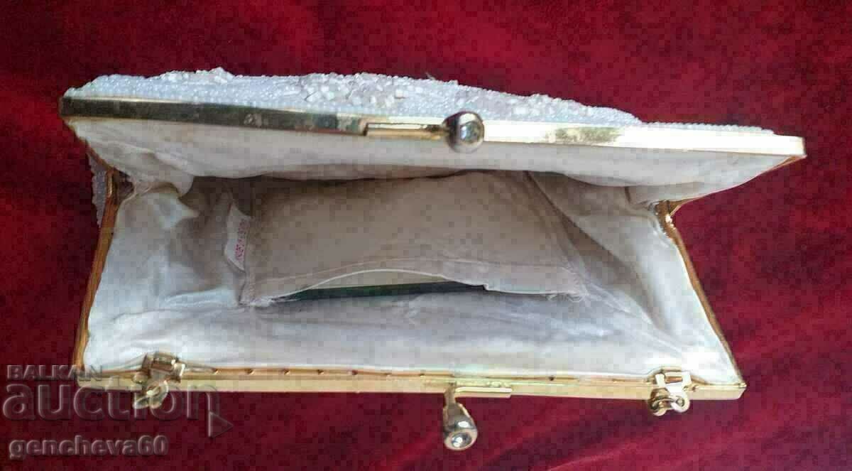 Auction VINTAGE formal bag with white beads Auction VINTAGE formal bag with white beads