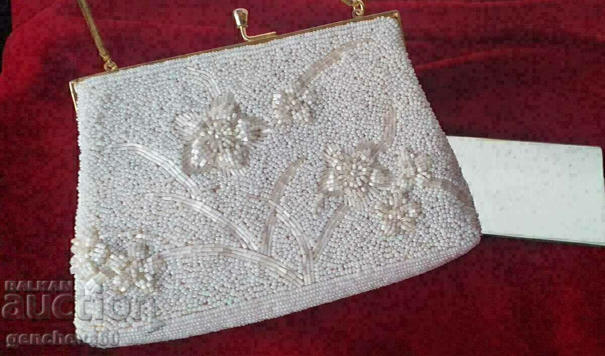VINTAGE formal bag with white beads - 6