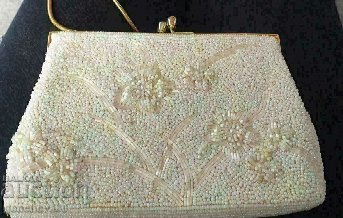 VINTAGE formal bag with white beads VINTAGE formal bag with white beads