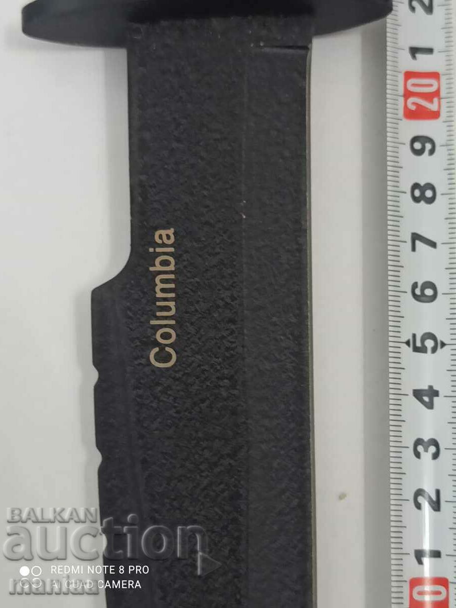 Ловен нож с фиксирано острие и точило с цена 35.00 лв. | € 17.90 Ловен нож с фиксирано острие и точило с цена 35.00 лв. | € 17.90