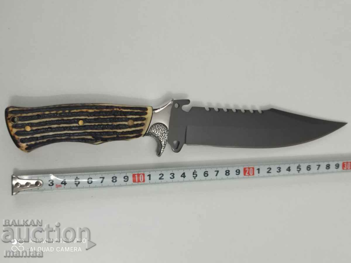 Auction Hunting knife with fixed blade Auction Hunting knife with fixed blade