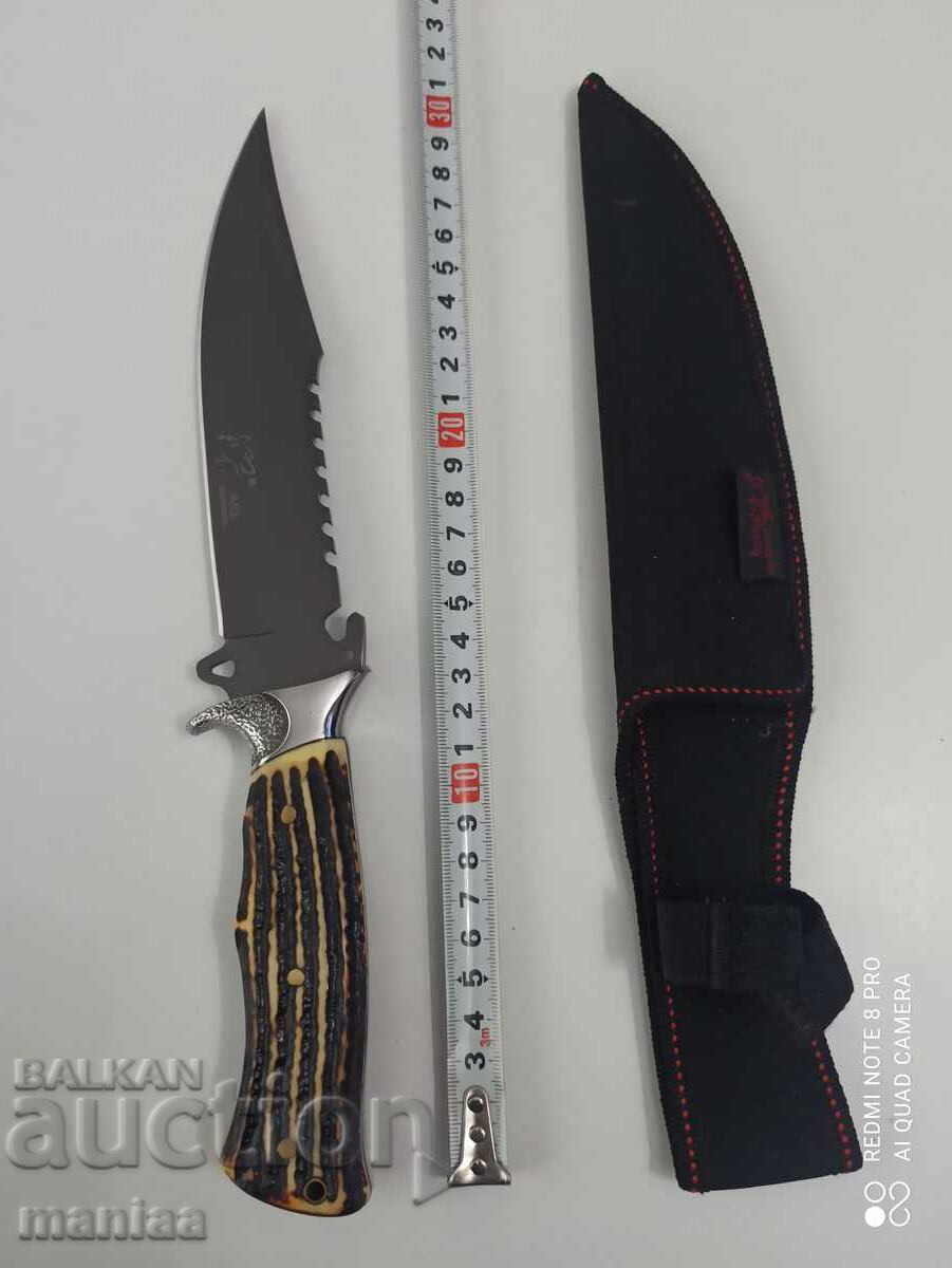 Ловен нож с фиксирано острие