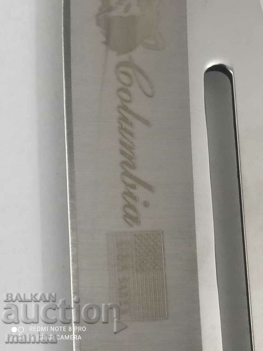 Auction  Hunting knife with fixed blade