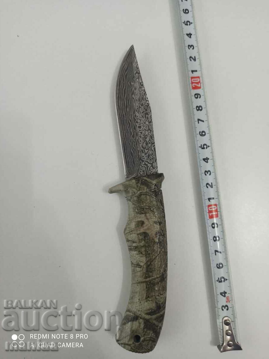 Auction Hunting knife with fixed blade Auction Hunting knife with fixed blade