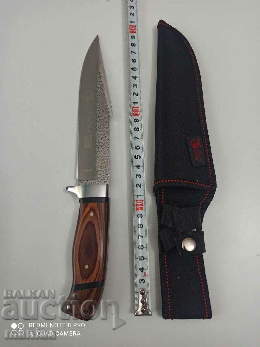 Ловен нож с фиксирано острие