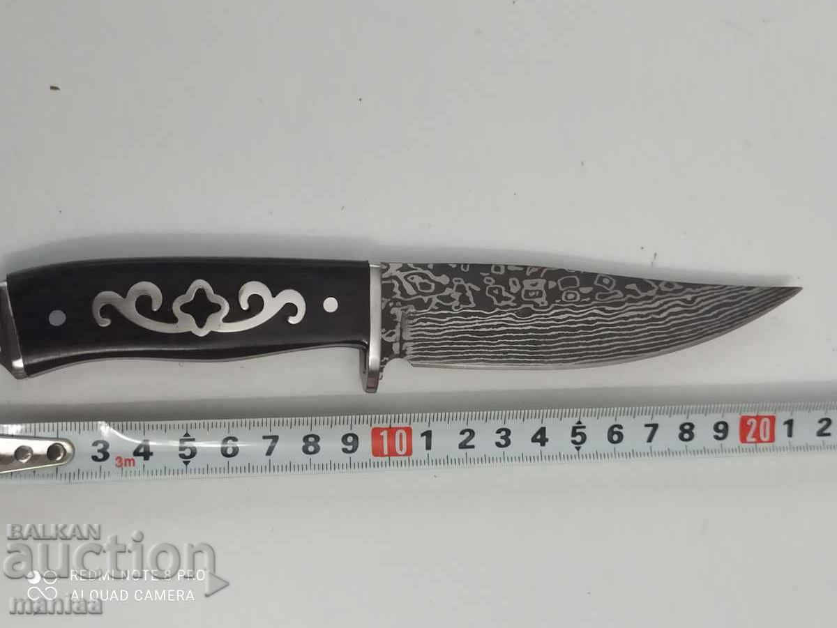 Auction Hunting knife with fixed blade Auction Hunting knife with fixed blade