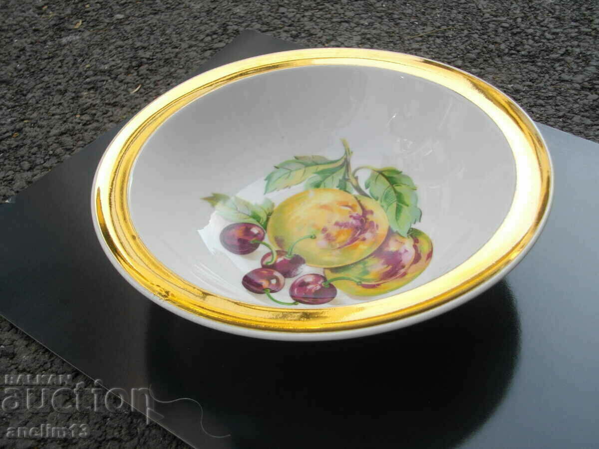 Auction OLD FRUIT PLATE FRUCTIERA CZECHOSLOVAKIA Auction OLD FRUIT PLATE FRUCTIERA CZECHOSLOVAKIA