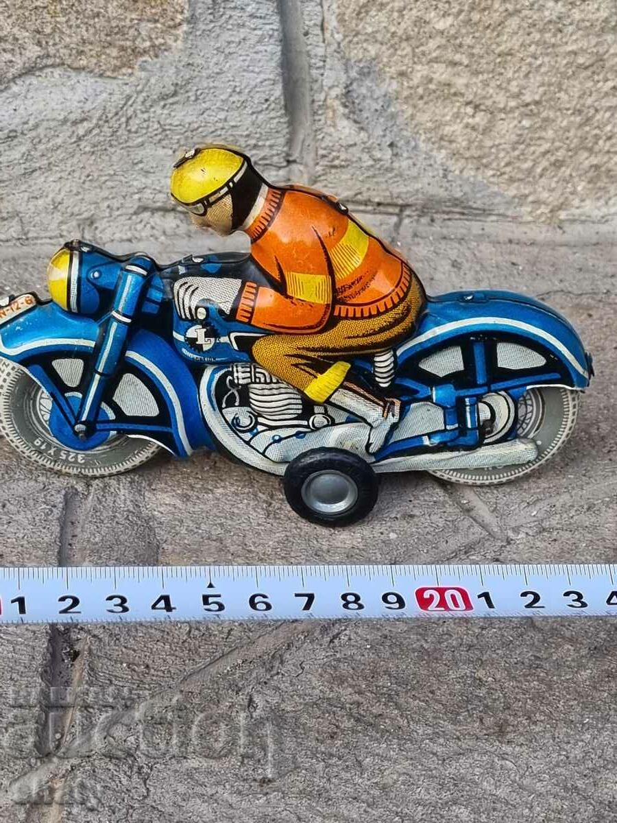 Livrarea jucărie veche staniu