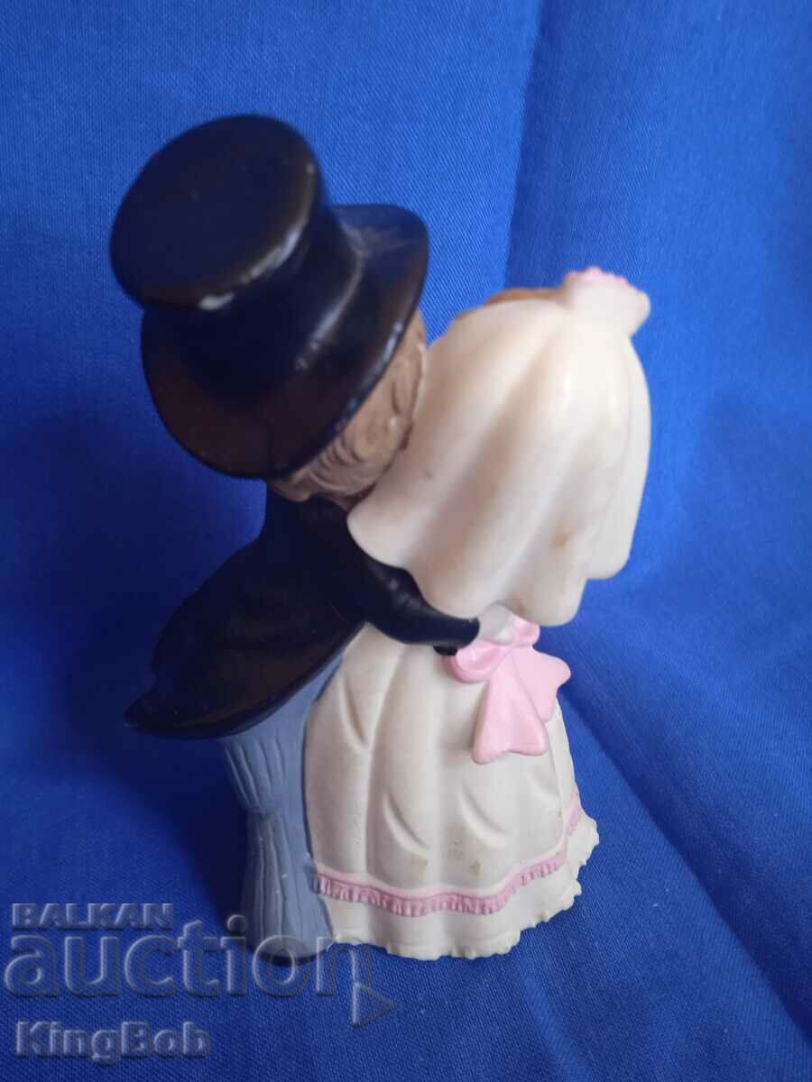 Auction GORGEOUS VINTAGE "WEDDING" FIGURE Auction GORGEOUS VINTAGE "WEDDING" FIGURE