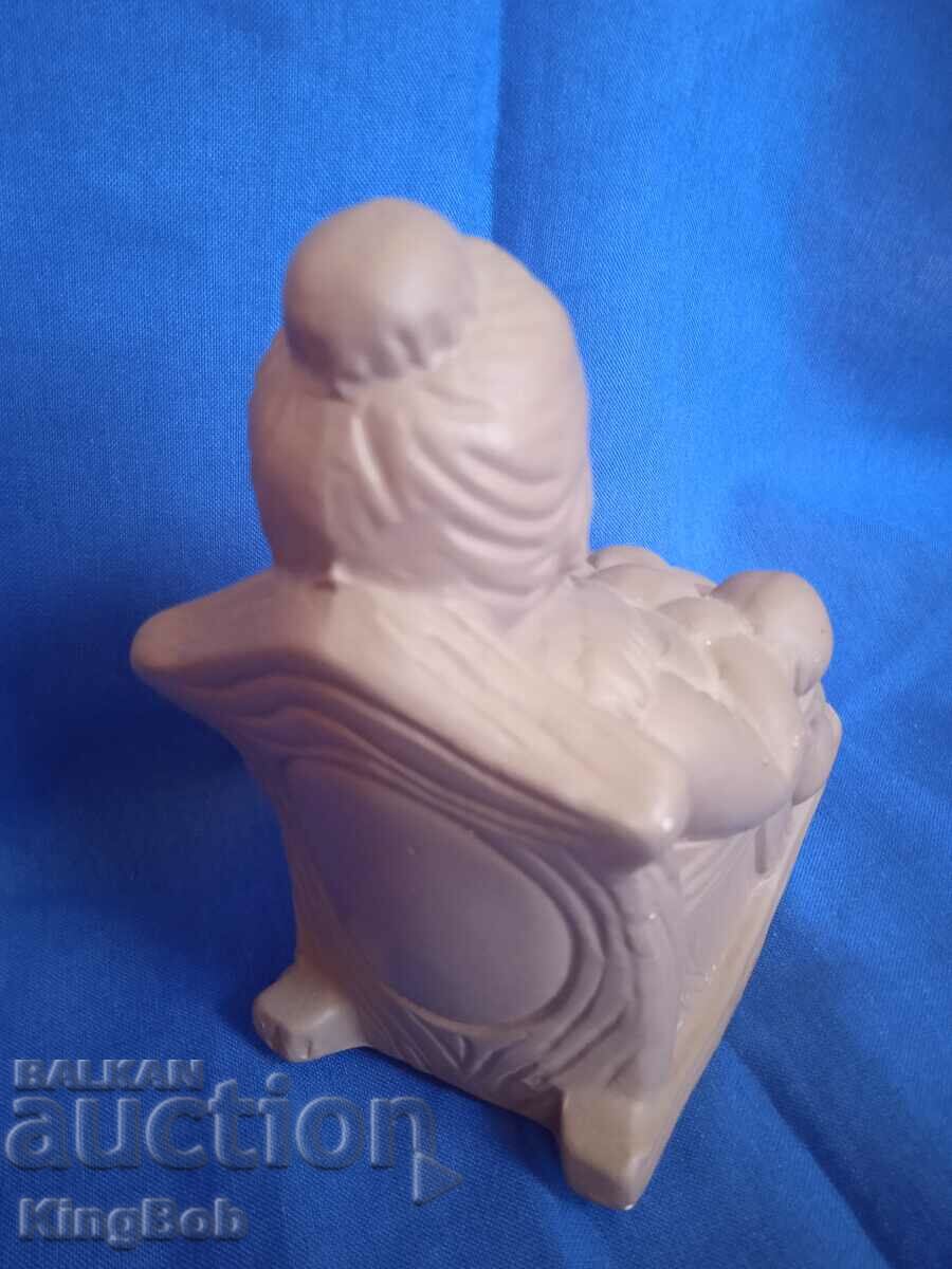 Auction EXCELLENT VINTAGE GRANDMA ON A ROCKING CHAIR FIGURE Auction EXCELLENT VINTAGE GRANDMA ON A ROCKING CHAIR FIGURE