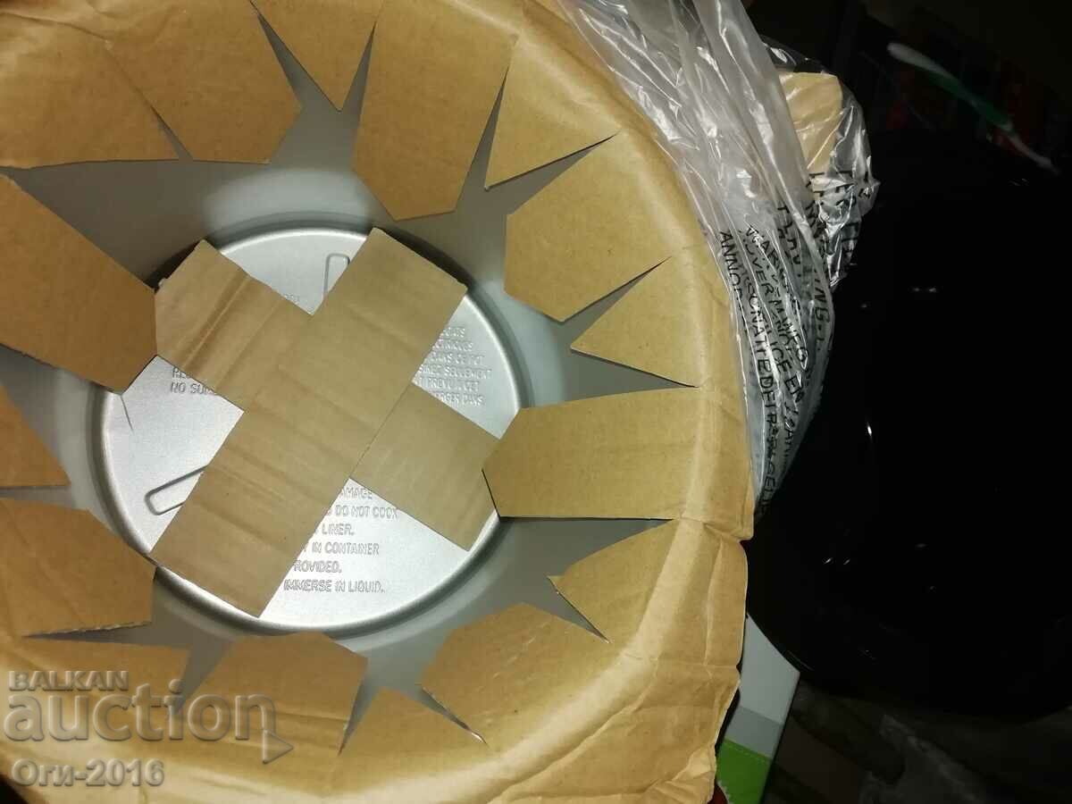 Auction Slow cooker - 3.5 l, ceramic Auction Slow cooker - 3.5 l, ceramic