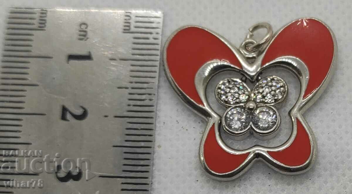 Pandantiv din argint de marcă cu preț € 59.99 | 117.33 BGN