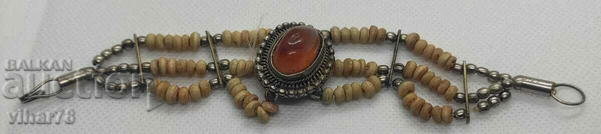 Livrarea Brățară veche