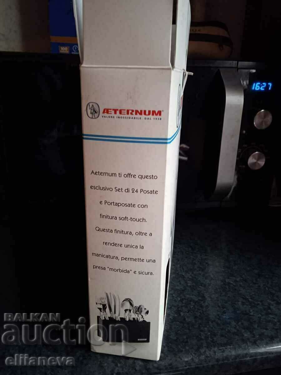 Μαχαιροπήρουνα Aeternum Italy με τιμή € 40.90 | 79.99 BGN Μαχαιροπήρουνα Aeternum Italy με τιμή € 40.90 | 79.99 BGN