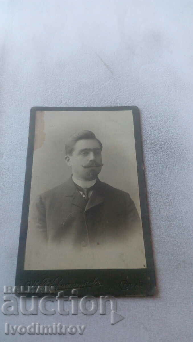 Снимка Мъж с мустаци Картон София 1900
