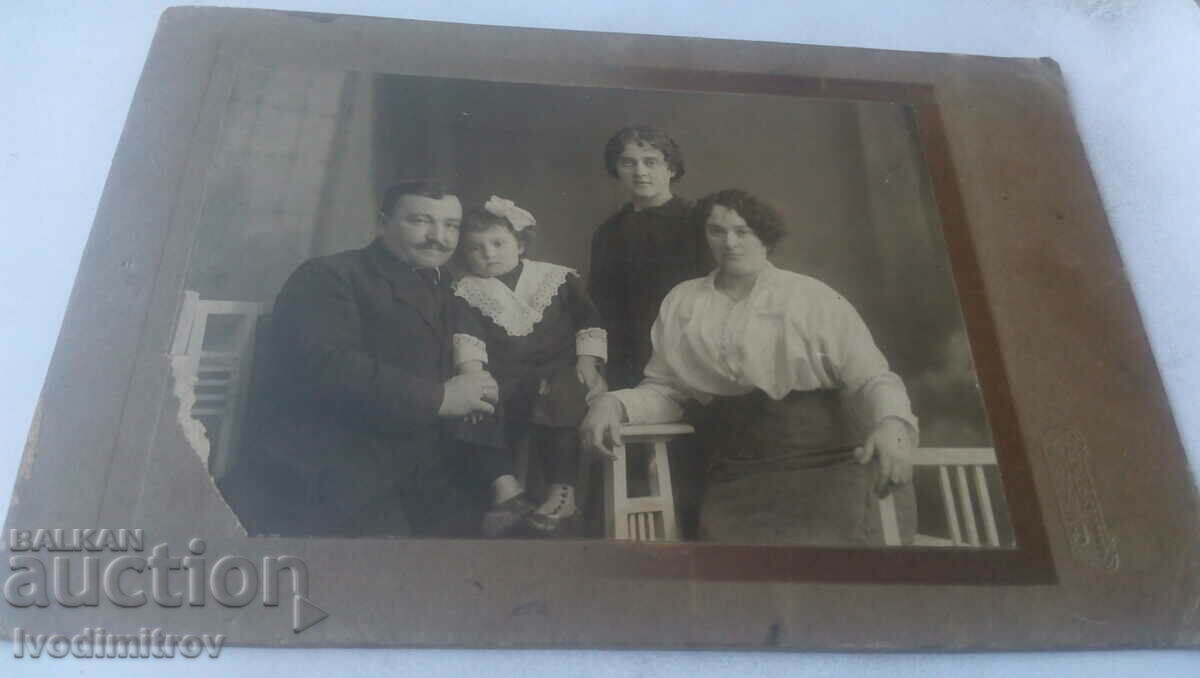 Photo Family Cardboard