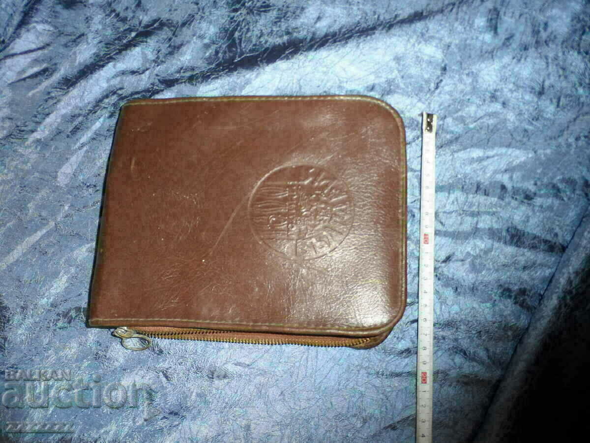 Δημοπρασία παλιά δερμάτινη θήκη "1300 BULGARIA" Δημοπρασία παλιά δερμάτινη θήκη "1300 BULGARIA"