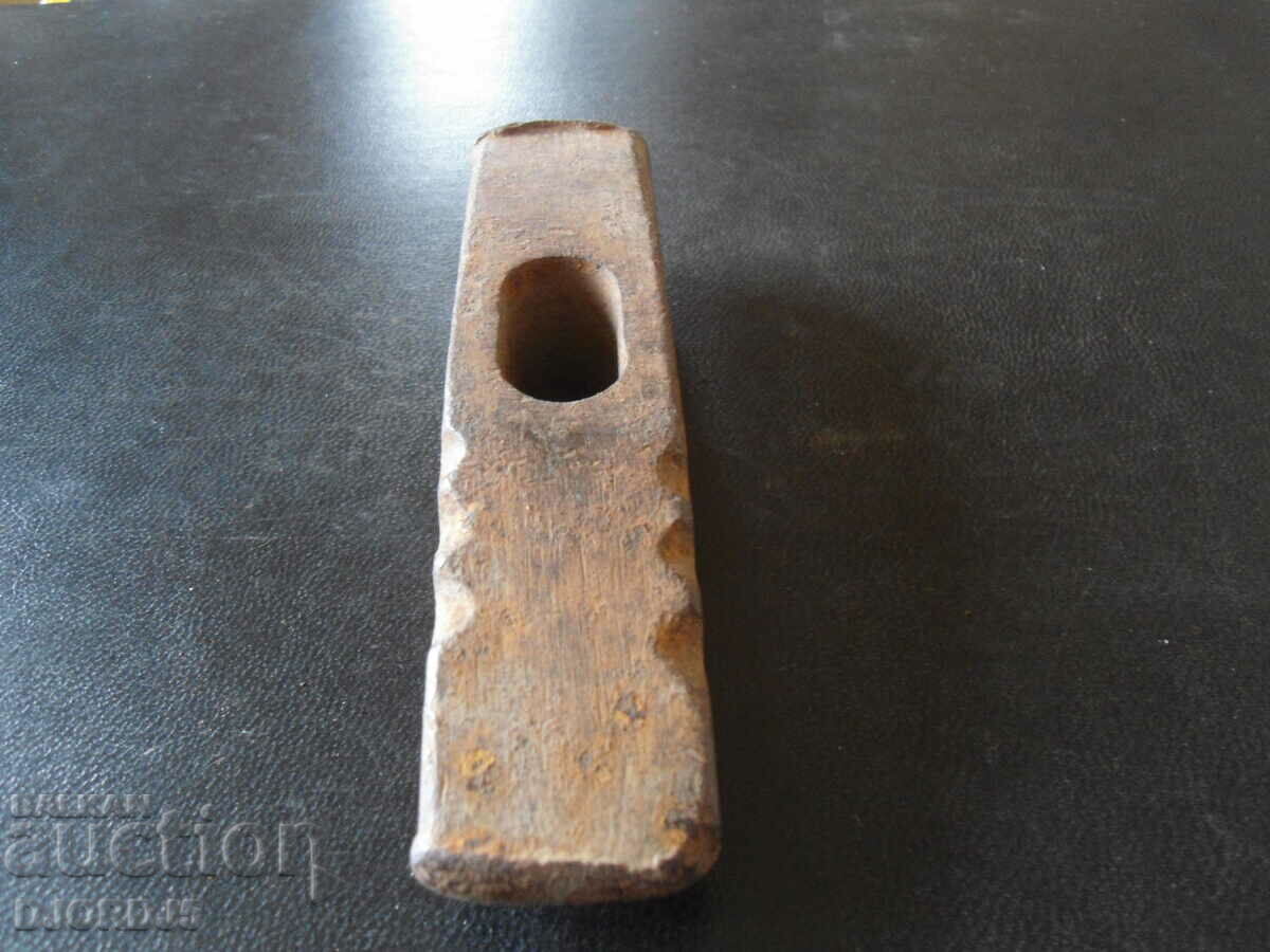 An old hammer with price 4.00 BGN | € 2.05 An old hammer with price 4.00 BGN | € 2.05