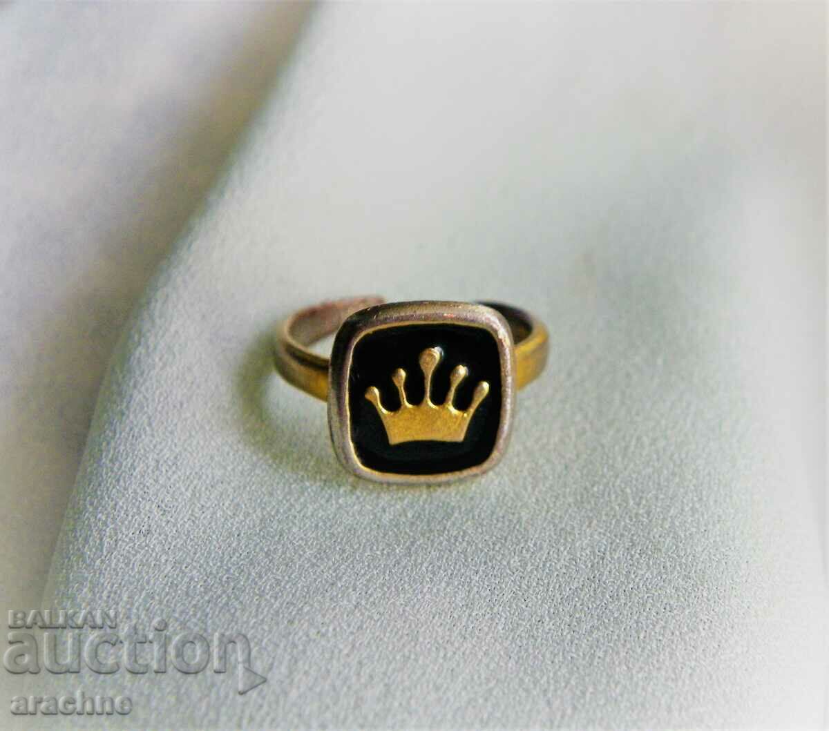 Old silver ring "Queen's crown", gold, gilding with price 78.00 BGN | € 39.88