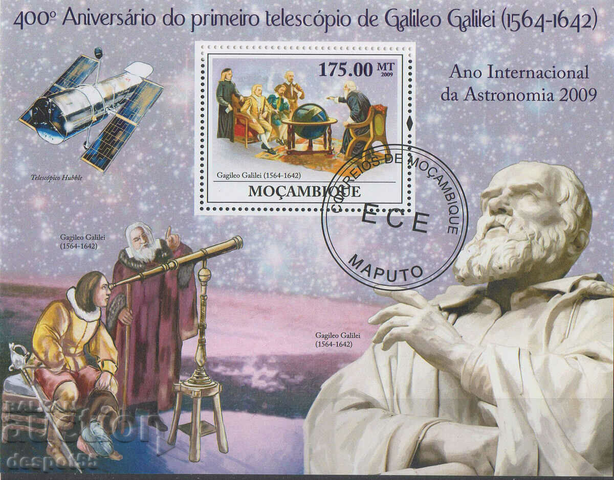 2009 Mozambique. 400 years of Galileo Galilei's telescope. Block.