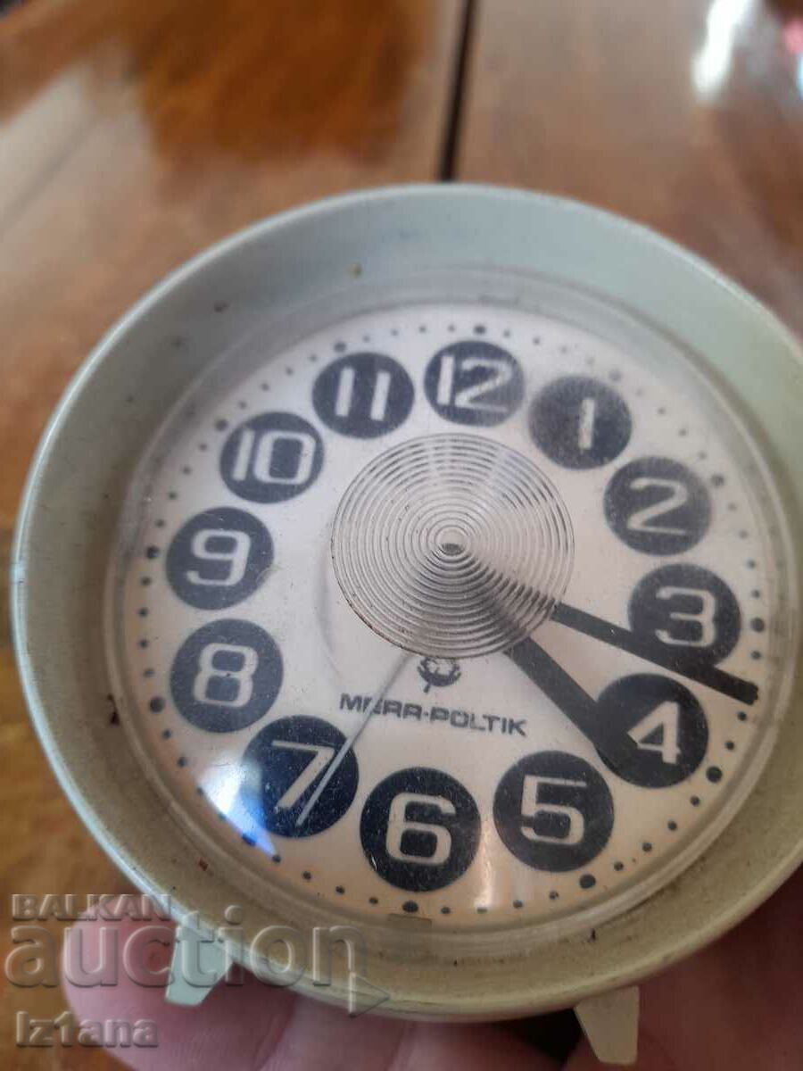 Old clock, alarm clock Mera Poltik with price 35.00 BGN | € 17.90 Old clock, alarm clock Mera Poltik with price 35.00 BGN | € 17.90