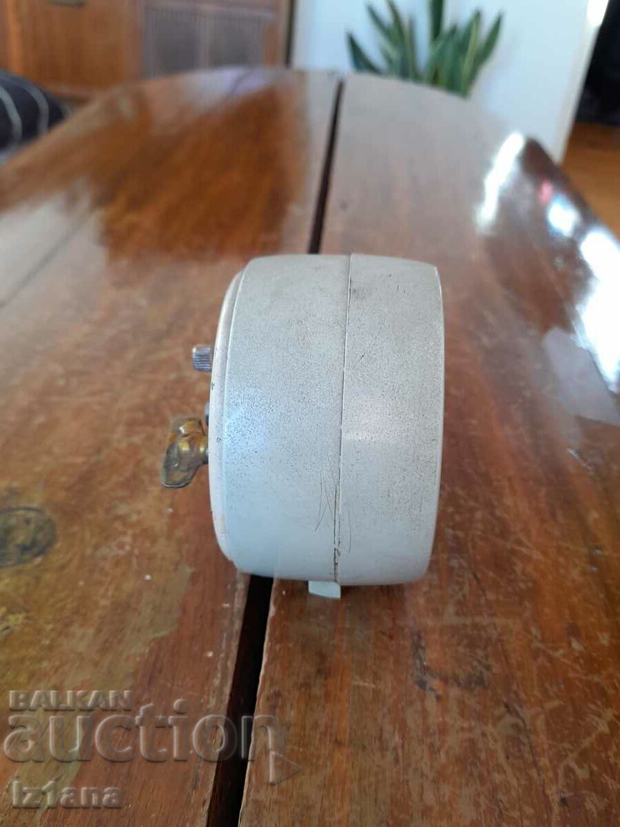 Auction Old clock, alarm clock Mera Poltik Auction Old clock, alarm clock Mera Poltik