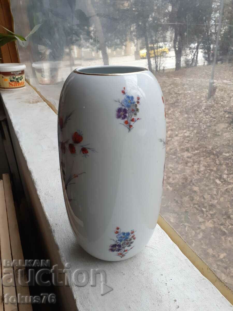 KPM Bavaria porcelain vase with price 90.00 BGN | € 46.02 KPM Bavaria porcelain vase with price 90.00 BGN | € 46.02