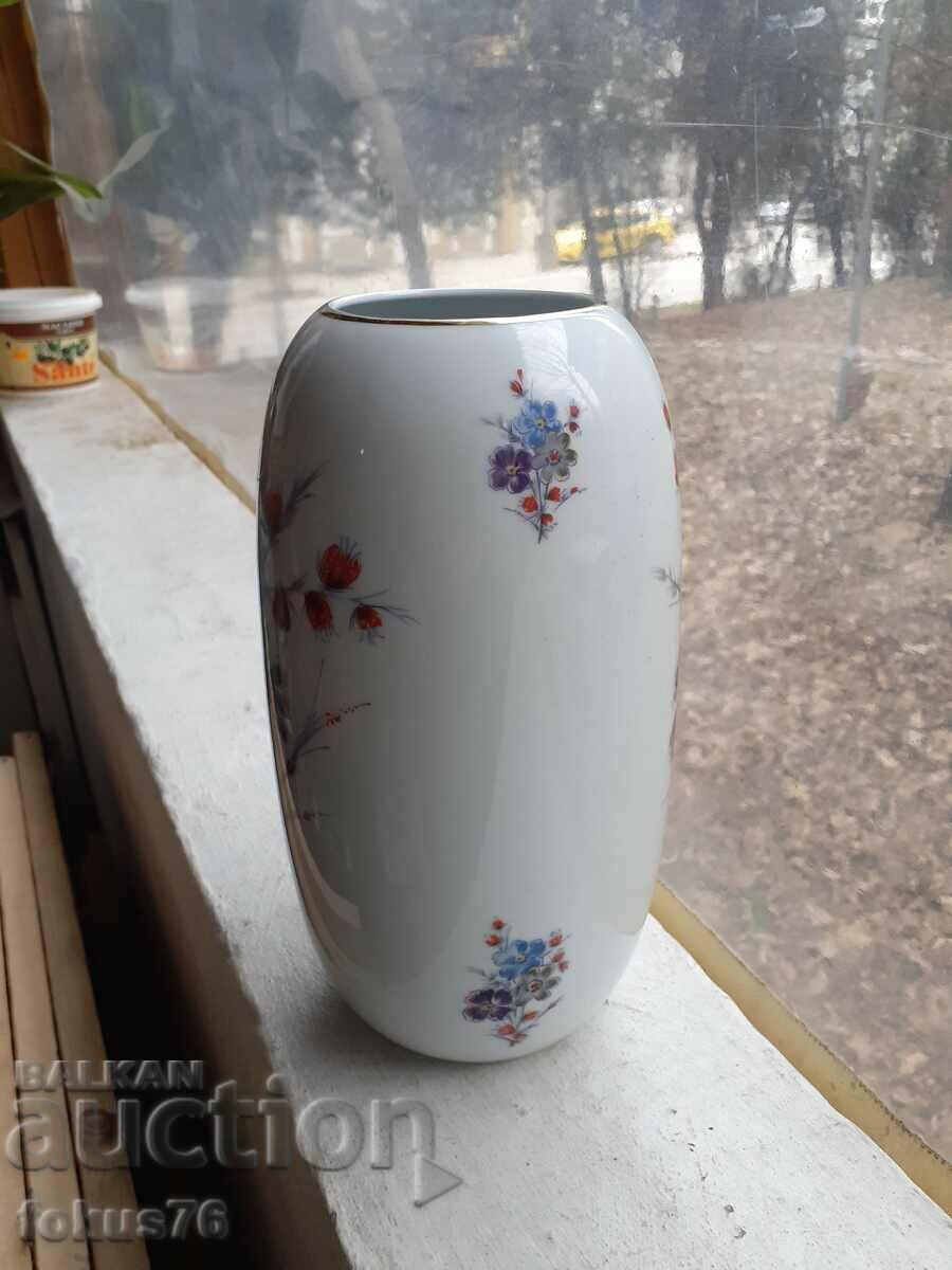 Auction KPM Bavaria porcelain vase Auction KPM Bavaria porcelain vase