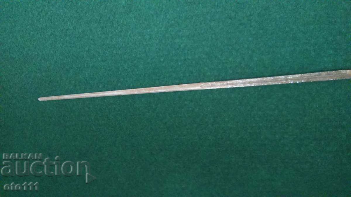 Auction OLD DECORATIVE SWORD Auction OLD DECORATIVE SWORD