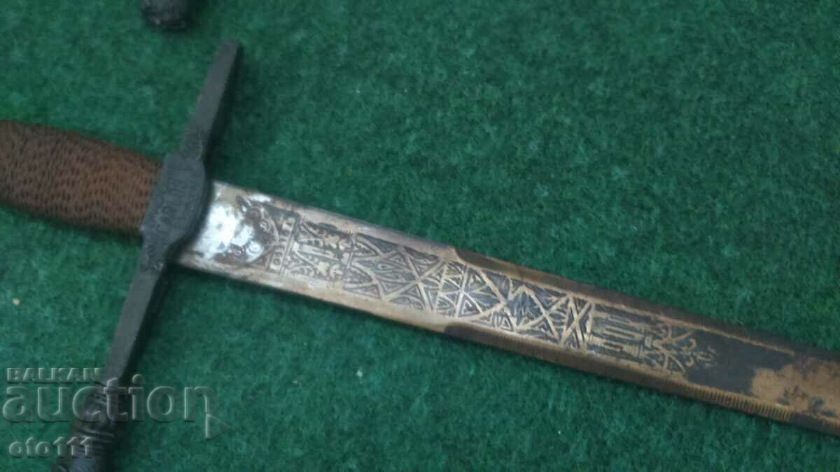 OLD DECORATIVE SWORD, SWORD - 6 OLD DECORATIVE SWORD, SWORD - 6