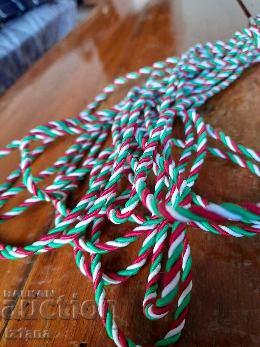 Old tricolor cord with price 100.00 BGN | € 51.13 Old tricolor cord with price 100.00 BGN | € 51.13