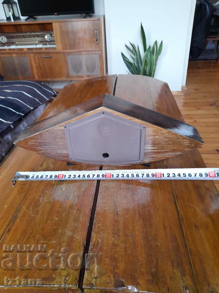 Livrarea Masa veche, ceas semineu Vesna Livrarea Masa veche, ceas semineu Vesna