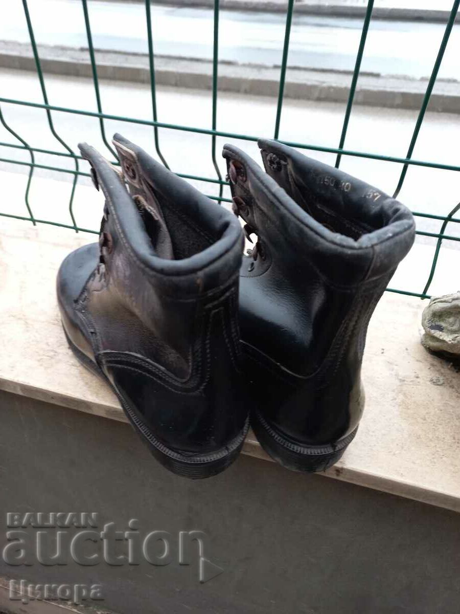 MILITARY CUBAN WOMEN FROM SOCA 39th number with price 70.00 BGN | € 35.79 MILITARY CUBAN WOMEN FROM SOCA 39th number with price 70.00 BGN | € 35.79