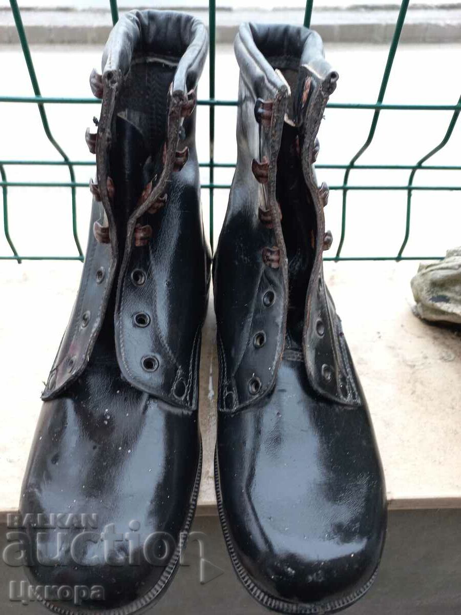 Auction MILITARY CUBAN WOMEN FROM SOCA 39th number Auction MILITARY CUBAN WOMEN FROM SOCA 39th number