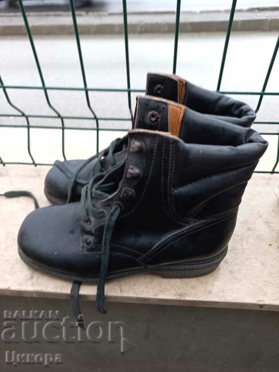 MILITARY CUBAN WOMEN FROM SOCA 38th number with price 70.00 BGN | € 35.79 MILITARY CUBAN WOMEN FROM SOCA 38th number with price 70.00 BGN | € 35.79