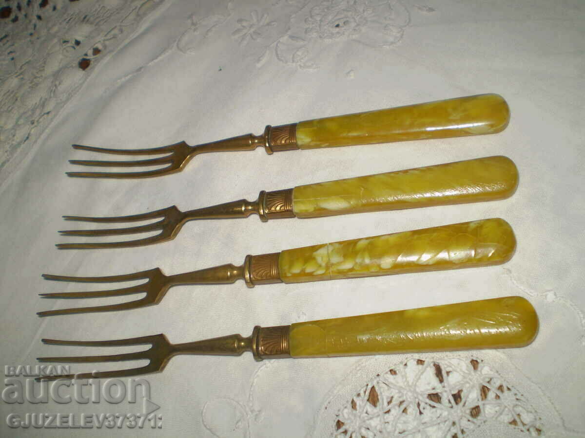 19th century 4 brass fruit forks - 5