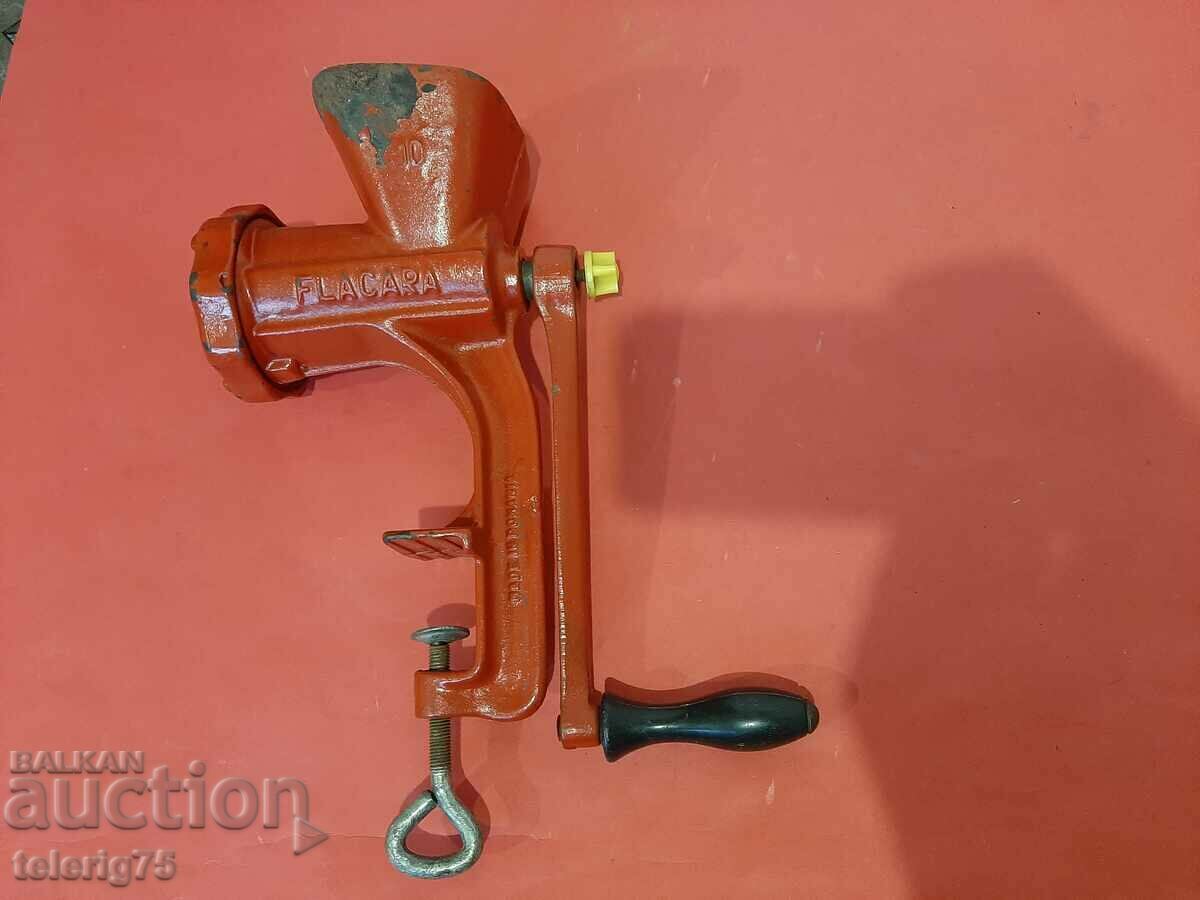 Delivery of Romanian Enameled Meat Grinder Tomatoes No.10 Delivery of Romanian Enameled Meat Grinder Tomatoes No.10